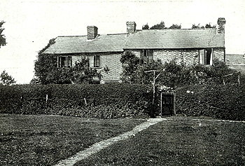 Golden Row Cottages in 1915 [Z214/3]